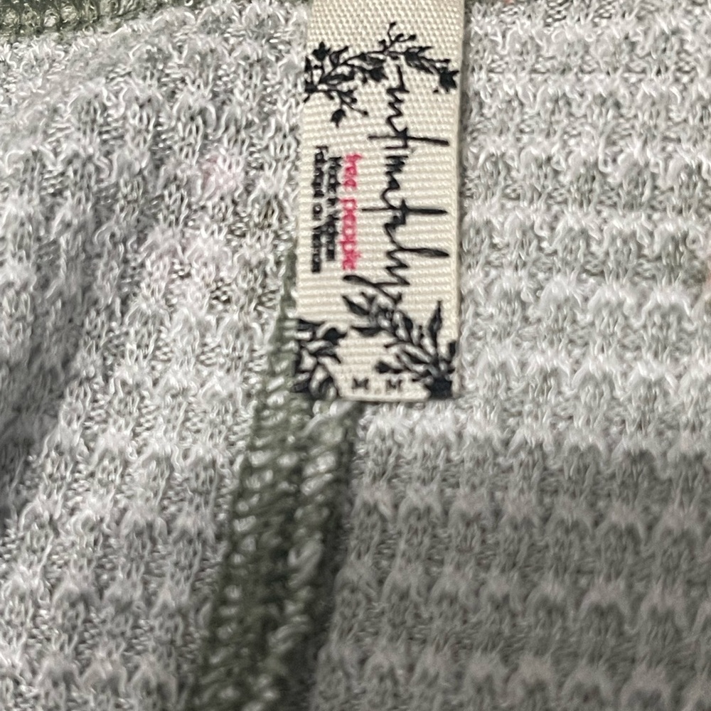 Knit top - Picture 3 of 4